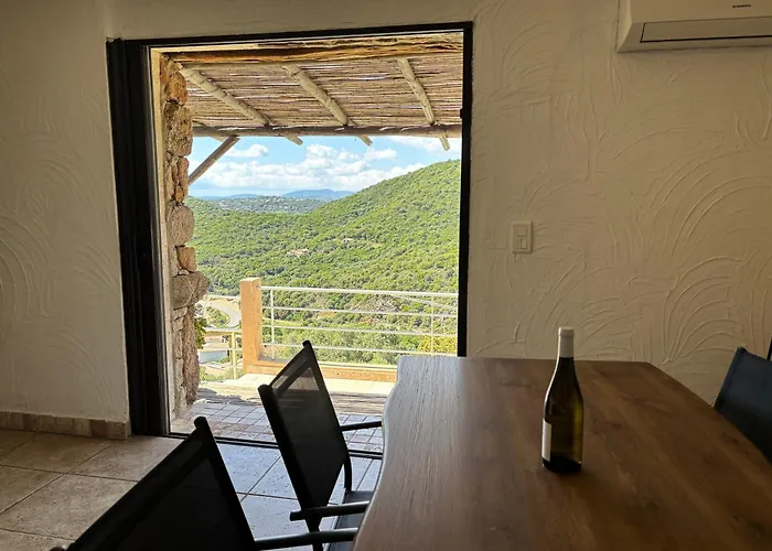 Appartement Carole F3 *